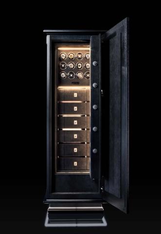 Exclusive luxury safe carbon OAK