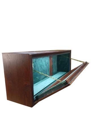 Horizontal safe with armored glass "Nut"