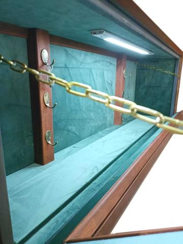 Horizontal safe with armored glass "Nut"